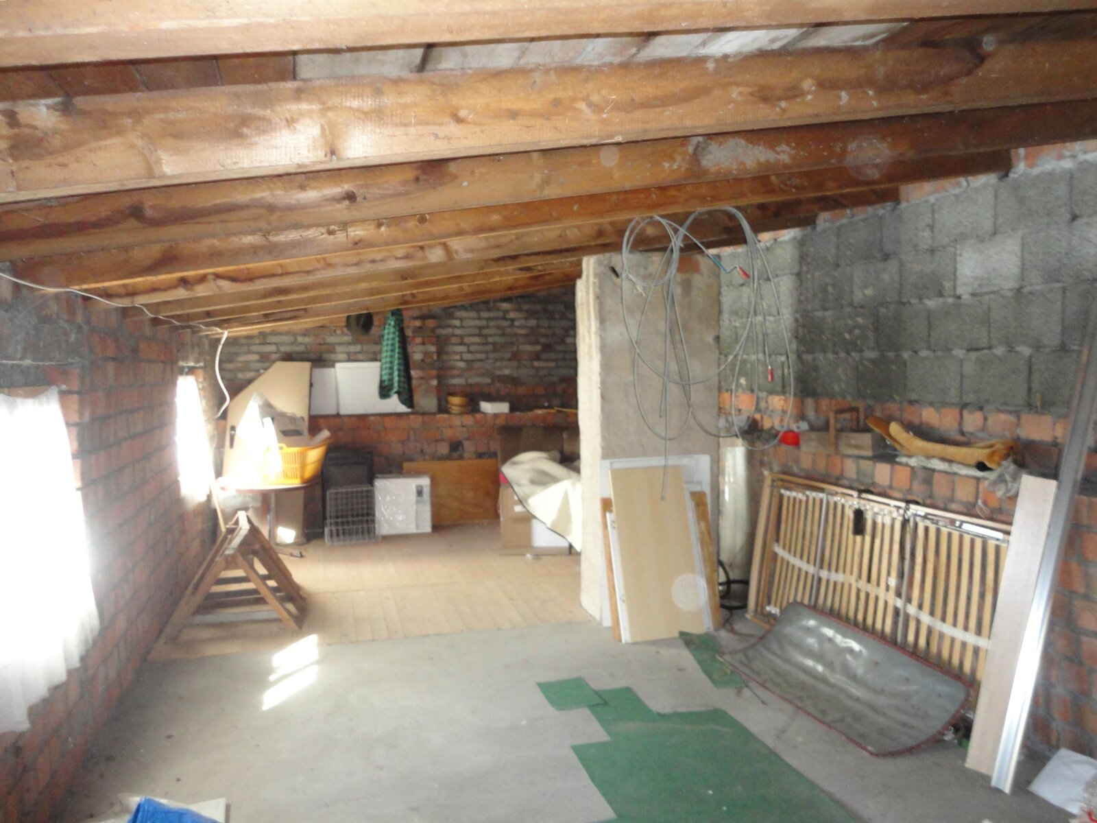 Doppelhaushälfte mit Garage und Nebengelass in Giersleben