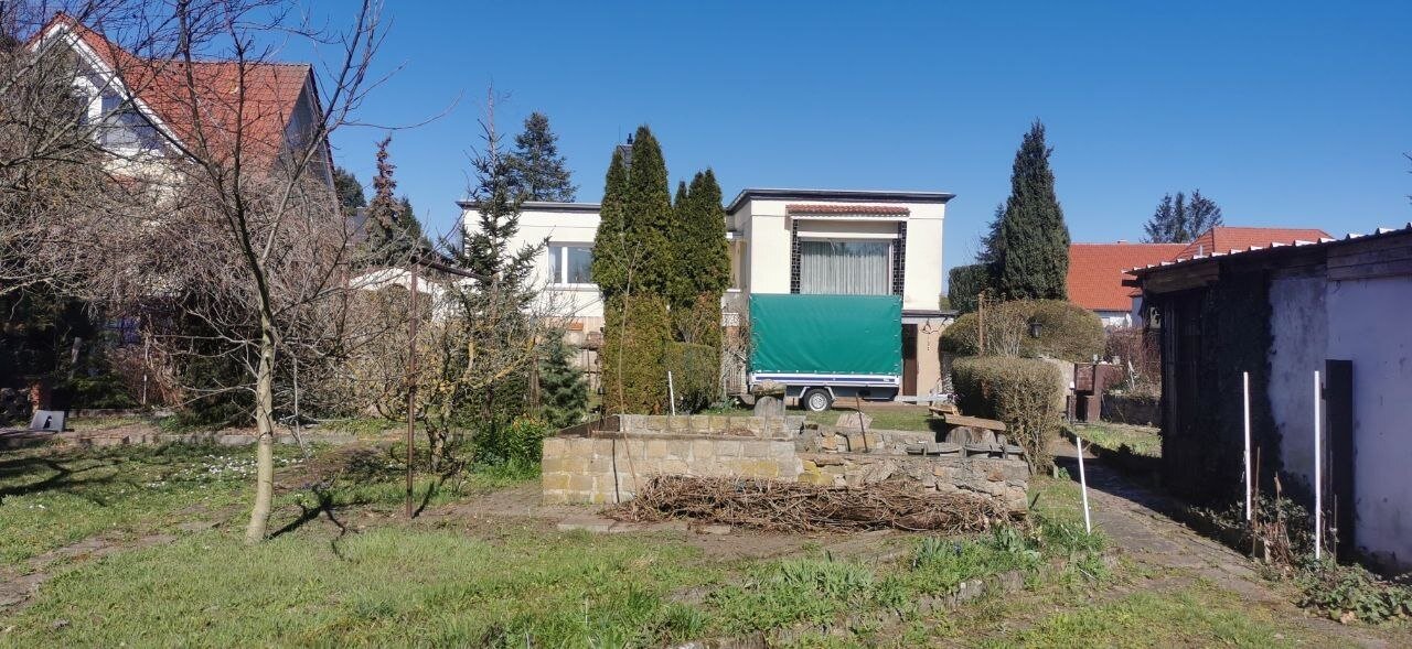 Wohnen am Waldrand...Einfamilienhaus mit großem Grundstück in ruhiger Lage