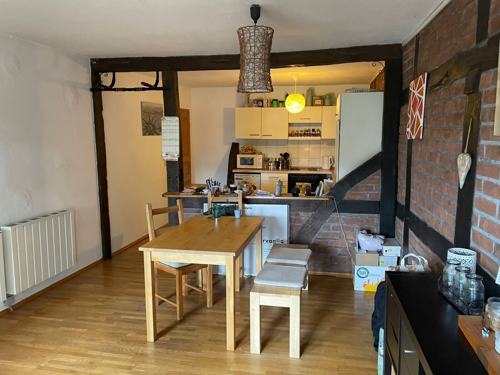 Saniertes Fachwerkhaus mit 3 Wohneinheiten.