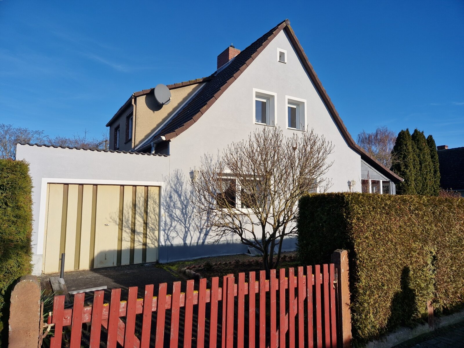 Einfamilienhaus mit großem Grundstück in Klein Germersleben.