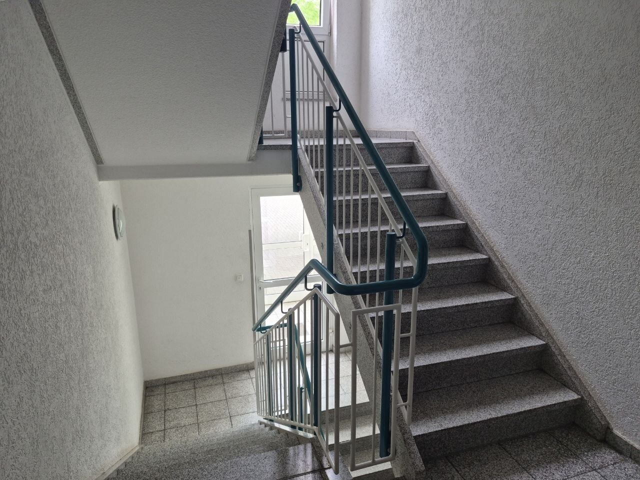 Eigentumswohnung mit Balkon und Stellplatz in Elbnähe.