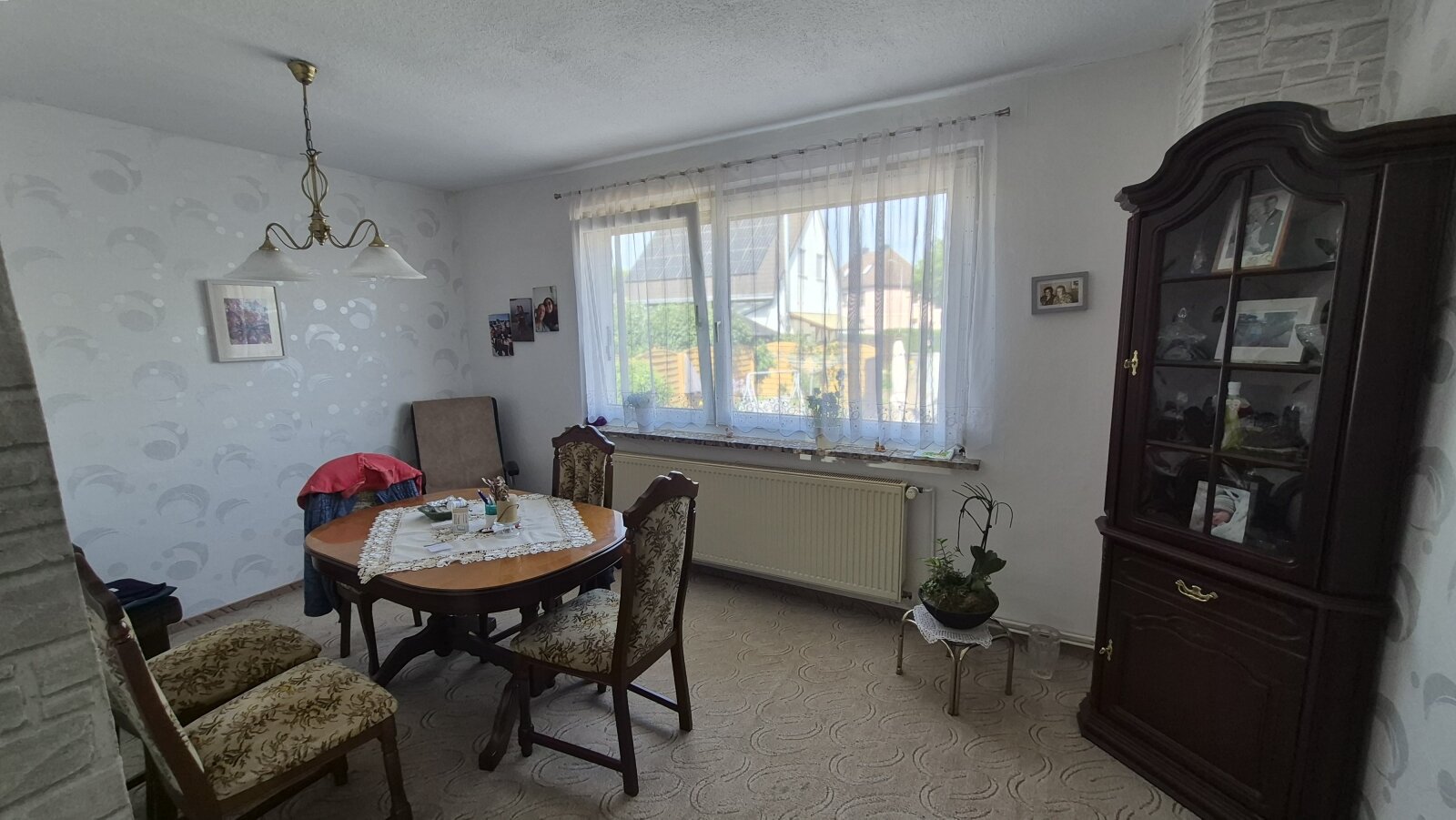 Einfamilienhaus mit Nebengelass und Garage in Barleben