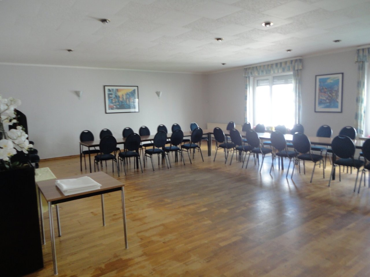 Innenansicht Saal Innenansicht Saal