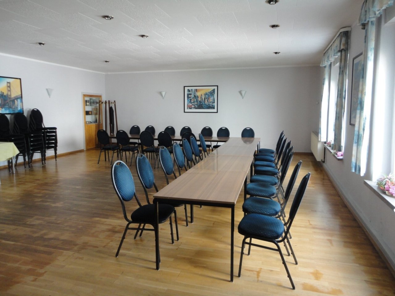 Innenansicht Saal Innenansicht Saal