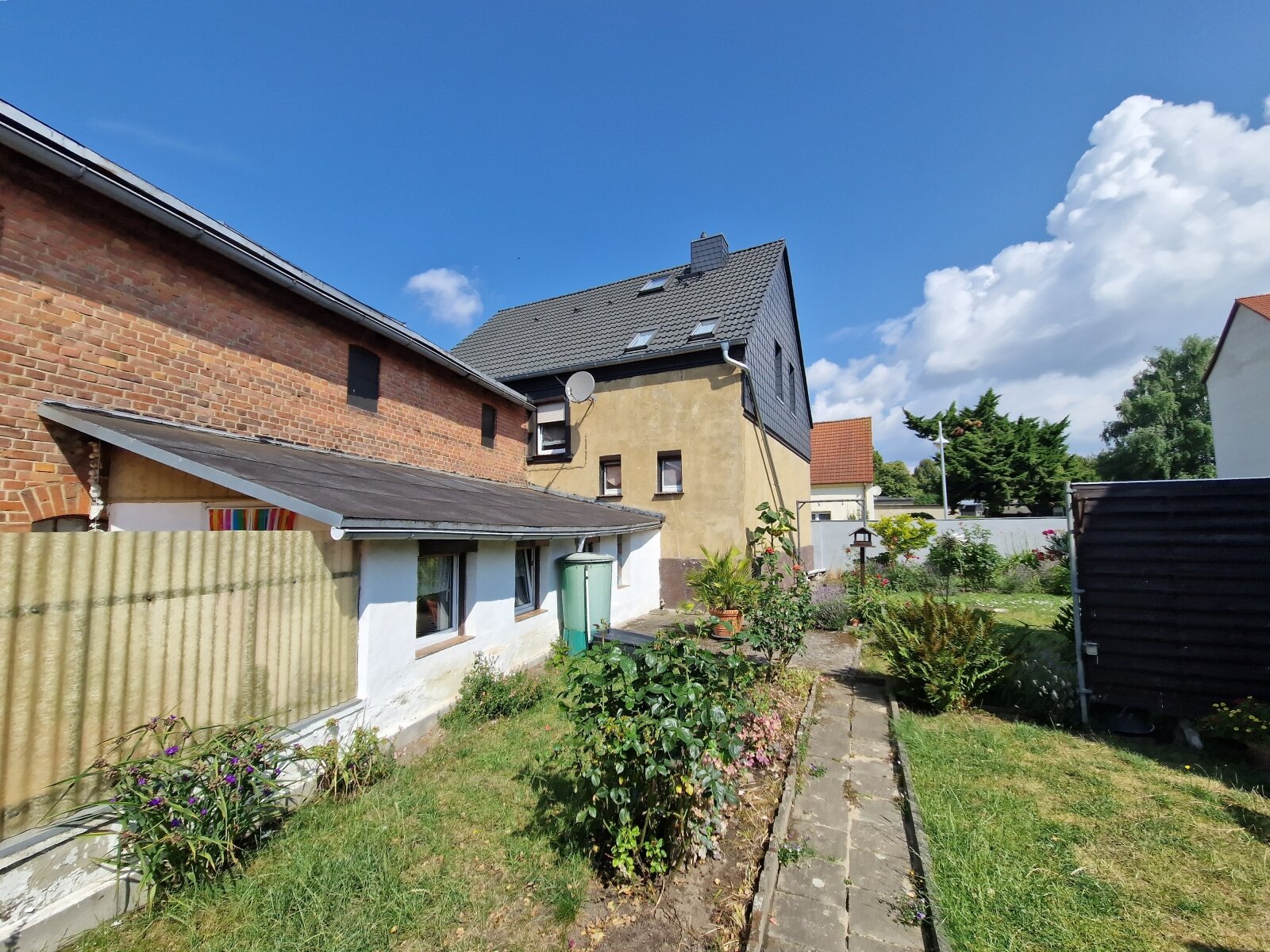 Objektansicht Gartenseite