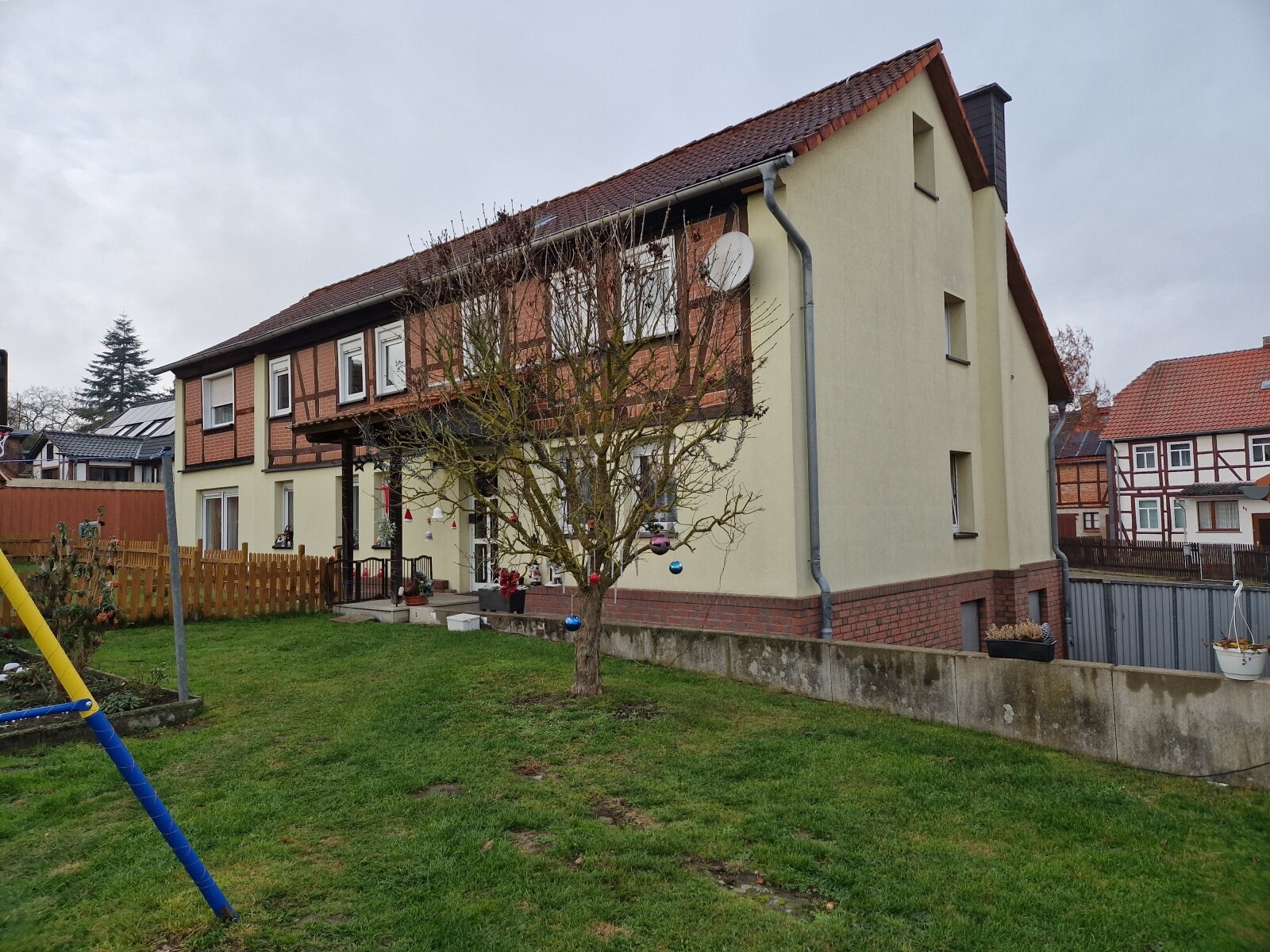 Morsleben: Mehrfamilienhaus mit 3 Wohneinheiten in Morsleben... Morsleben: Mehrfamilienhaus mit 3 Wohneinheiten in Morsleben...
